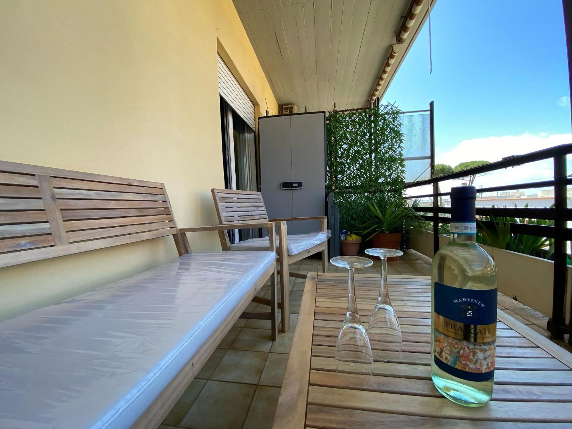 Coastal House - Spiaggia E Piscina A Dieci Passi Santa Marinella Bagian luar foto